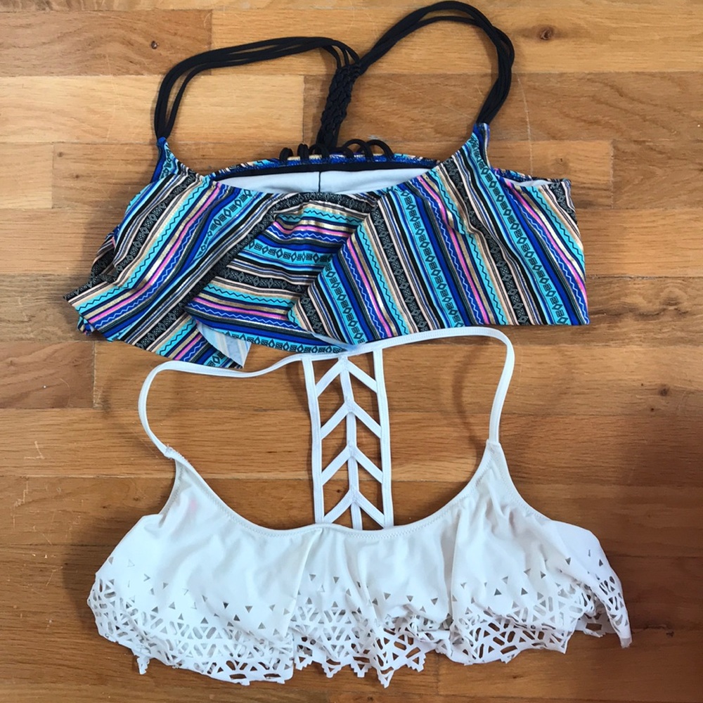 Victoria’s Secret bikini top bundle -2 for one !!
